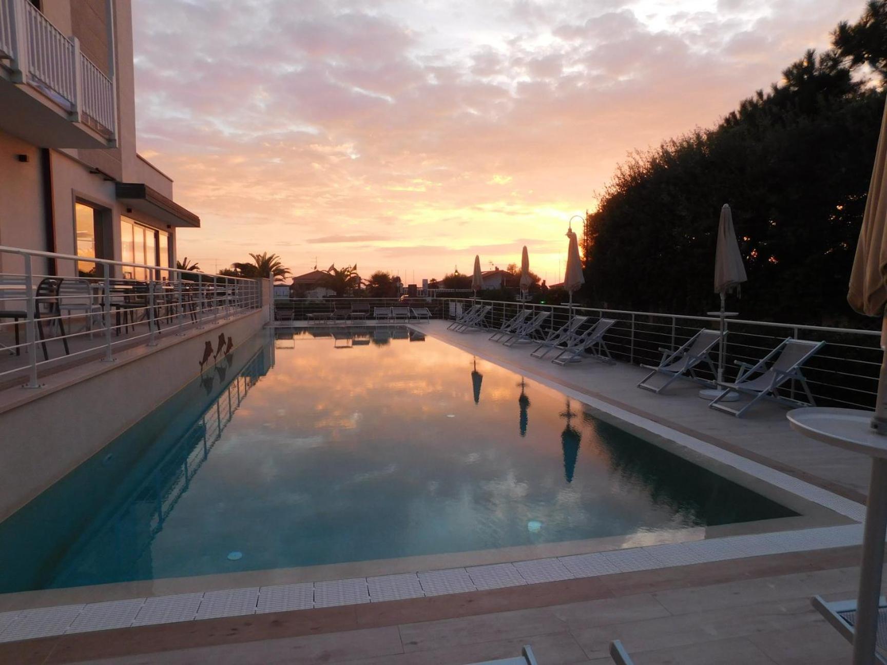 Hotel Oceano Marina di Pietrasanta Exteriér fotografie
